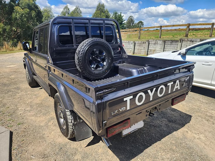 Original Toyota Wellside for 79 Series