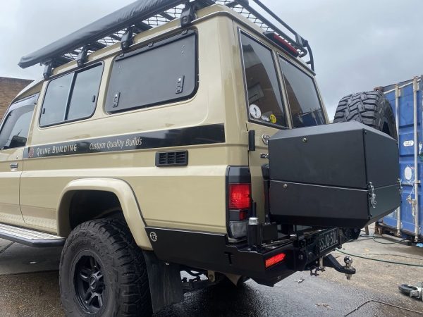 Troopcarrier Gull Wing