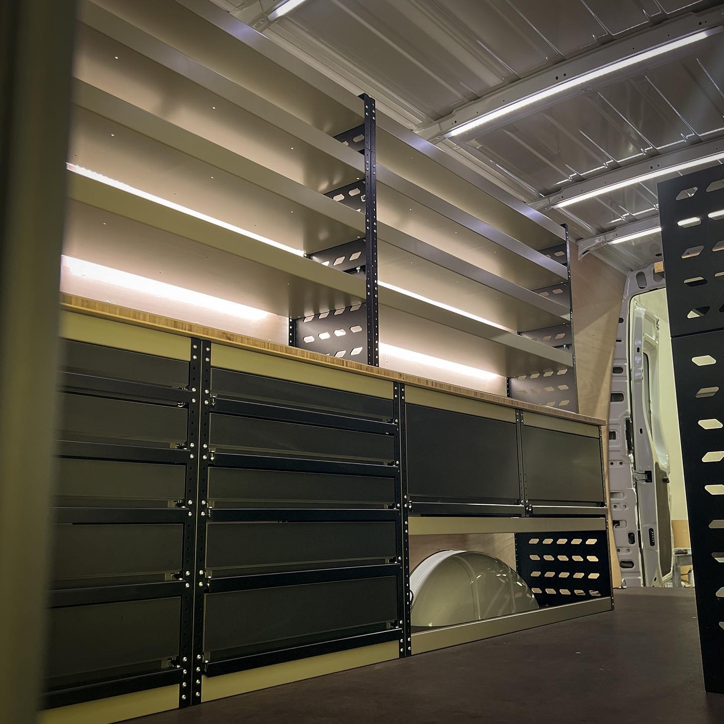 ECOSTACK RACKING – Roam Vehicle Outfitters