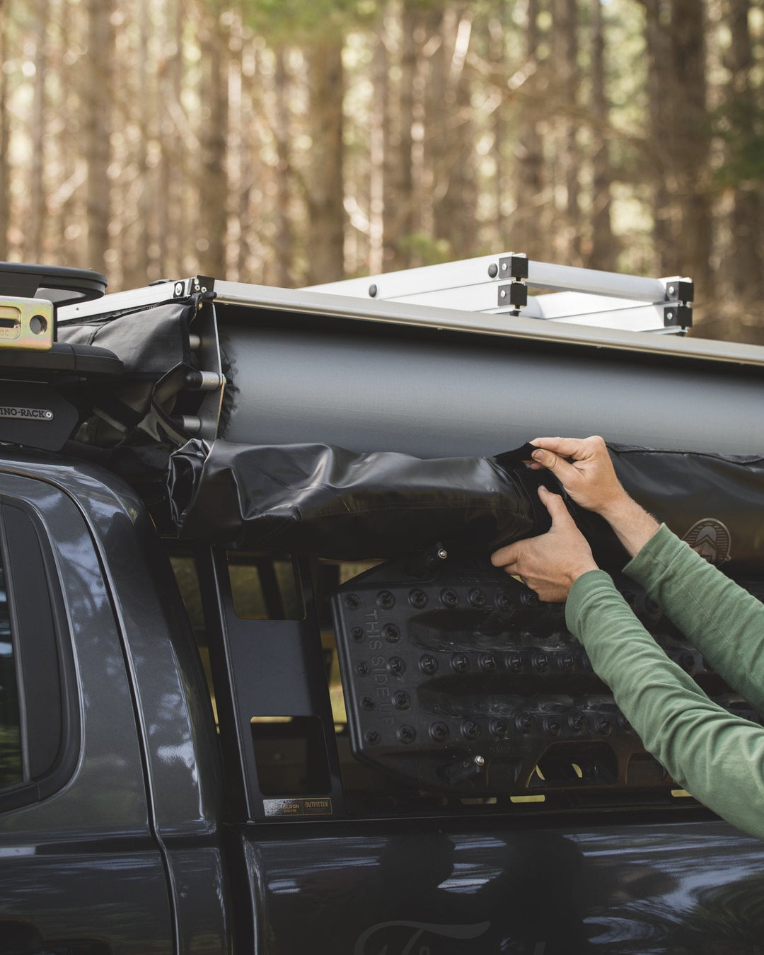Crow's Nest Soft Shell Rooftop Tent - Extended - Green
