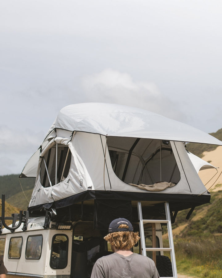 Crow's Nest Soft Shell Rooftop Tent - Regular - Grey