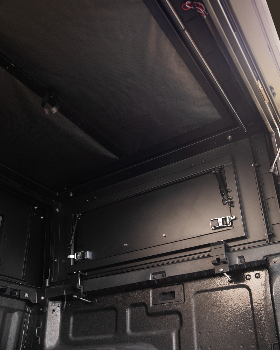 Eagle's Nest Canopy Camper - Ford Ranger (2022-Current)